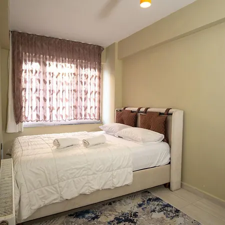 Zeus Goeruekle * Nilufer