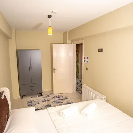 Zeus Goeruekle Apartment *