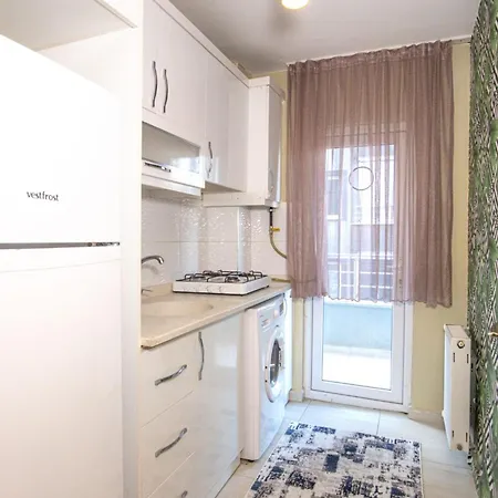 Zeus Goeruekle * Nilufer