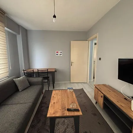 Zeus Goeruekle Nilufer